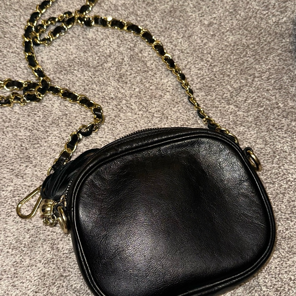 Mario Valentino Black Quilted Crossbody Bag - Picture 3 of 4